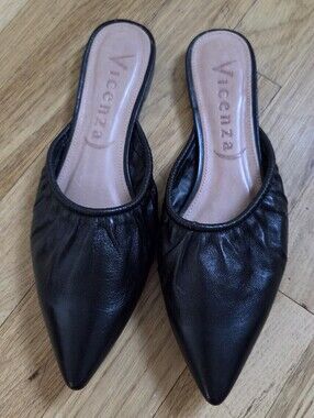Vicenza Burnie Leather Mules